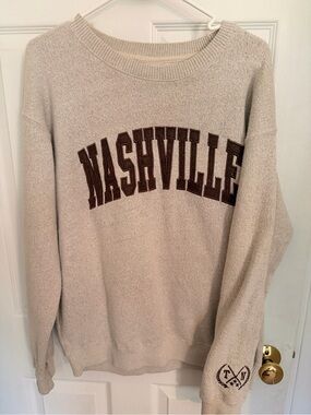 Cream Crewneck Sweater with Brown Nashville Appliqué